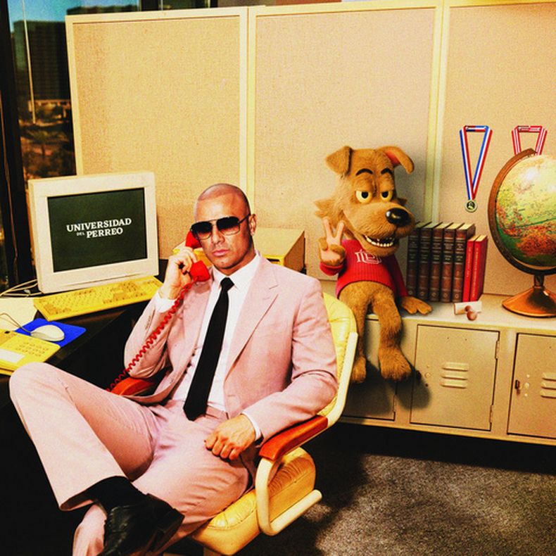 Esta imagen de portada del álbum proporcionada por La Base Music Group muestra La Universidad del Perreo de Wisin. (La Base Music Group vía AP)