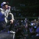 ARCHIVO - El rapero Macklemore se presenta en el Foro Moody como parte del Festival Musical South by Southwest, el viernes 17 de marzo de 2023, en Austin, Texas. (Foto de Jack Plunkett/Invision/AP, archivo)