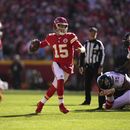 Con 4 pases de TD de Mahomes, Chiefs vencen 27-17 a Jaguars