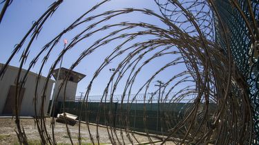 biden repatria a recluso de guantanamo por primera vez