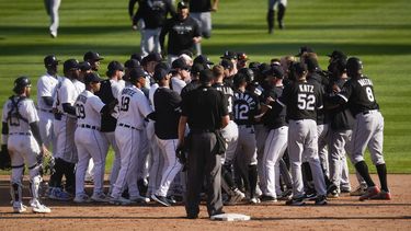 Suspenden 2 juegos a Tim Anderson, de Medias Blancas