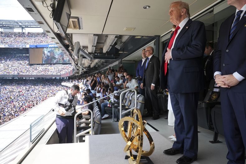 El presidente Donald Trump presente en la final del Mundial de Clubes entre Chelsea y Paris St-Germain, el domingo 13 de julio de 2025, en East Rutherford, Nueva Jersey. (AP Foto/Jacquelyn Martin)