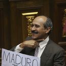 Congreso aprueba abandono del cargo de Maduro
