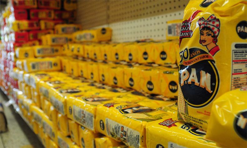 Las imágenes reflejan a lo que han llegado algunos venezolanos para conseguir un poco de alimento.