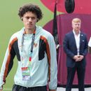 Maghnes Akliouche, de Francia, llega para el partido de fútbol por el tercer puesto del Mundial entre Francia e Inglaterra en Miami Gardens, Florida, el sábado 18 de julio de 2026. (Foto AP/Marta Lavandier)