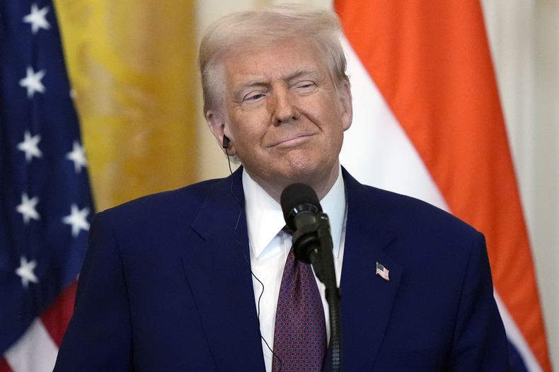 ARCHIVO - El presidente de Estados Unidos, Donald Trump, durante una conferencia de prensa conjunta con el primer ministro de India, Narendra Modi, en la Sala Este de la Casa Blanca, el 13 de febrero de 2025, en Washington. (Foto/Alex Brandon, archivo)