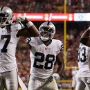 Davante Adams, acusado de delito por empujar a fotógrafo