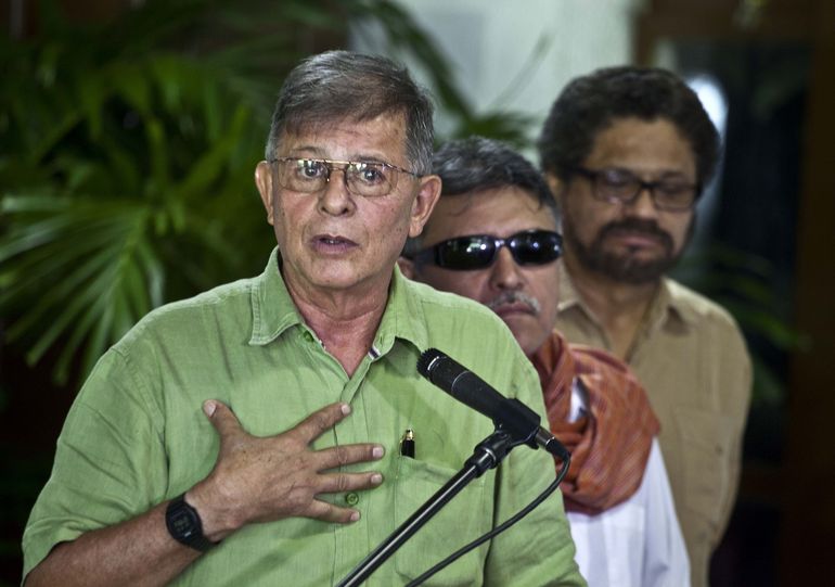 Exjefe FARC regresa a Colombia tras ser retenido en México
