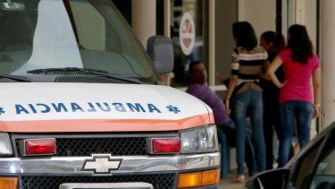 Tres turistas resultan heridos de arma blanca en el Viejo San Juan