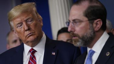 Trump: EEUU, México limitan cruce de frontera