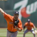 Verlander coquetea con otro sin hit; Astros se imponen