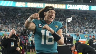 Jaguars ganan 20-16 a Titans y se coronan en el Sur de AFC