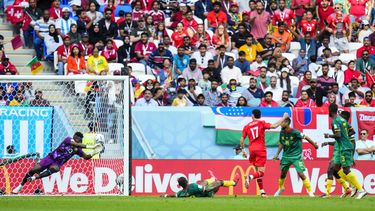 Tras disputa en el Mundial, Onana dice adiós a Camerún