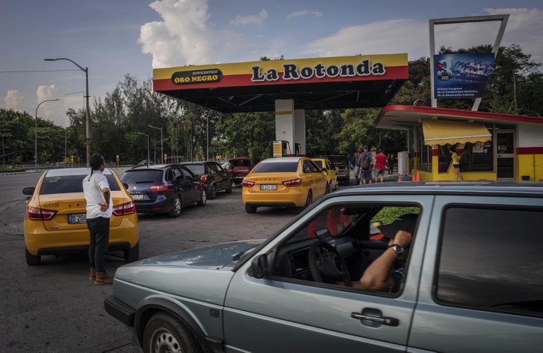 CAR-GEN CUBA-COMBUSTIBLE