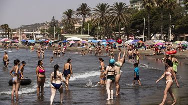 la ola de calor trae maximas extraordinariamente altas en el norte y mas de 44 grados en el sur