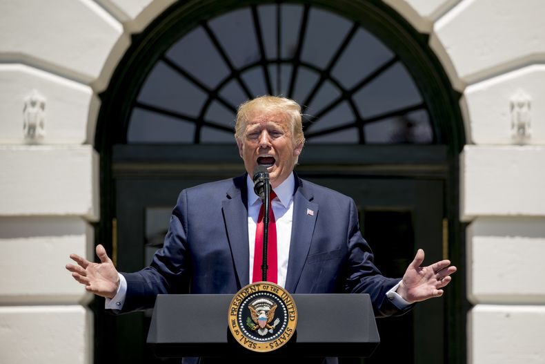 AMN-GEN_TRUMP-DEMOCRATAS-1.jpg