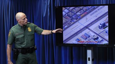 EEUU da concesiones para prototipos del muro fronterizo
