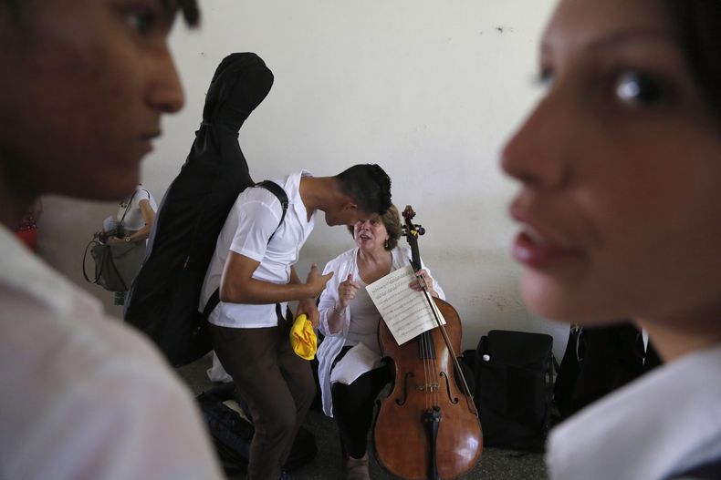 ESP-MUS_CUBA-ORQUESTA_ESTADOUNIDENSE-7.jpg