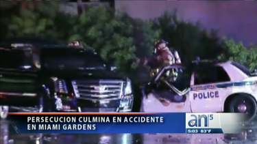 persecucion policial en el nw de miami termino con un accidente
