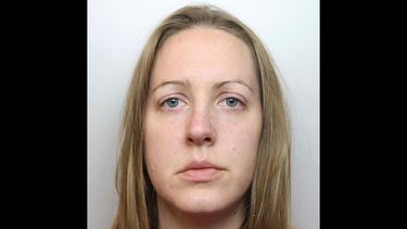 Lucy Letby, la enfermera acusada de asesinar a bebés en Gran Bretaña. Foto suministrada por la policía de Cheshire. (Policía de Cheshire via AP)