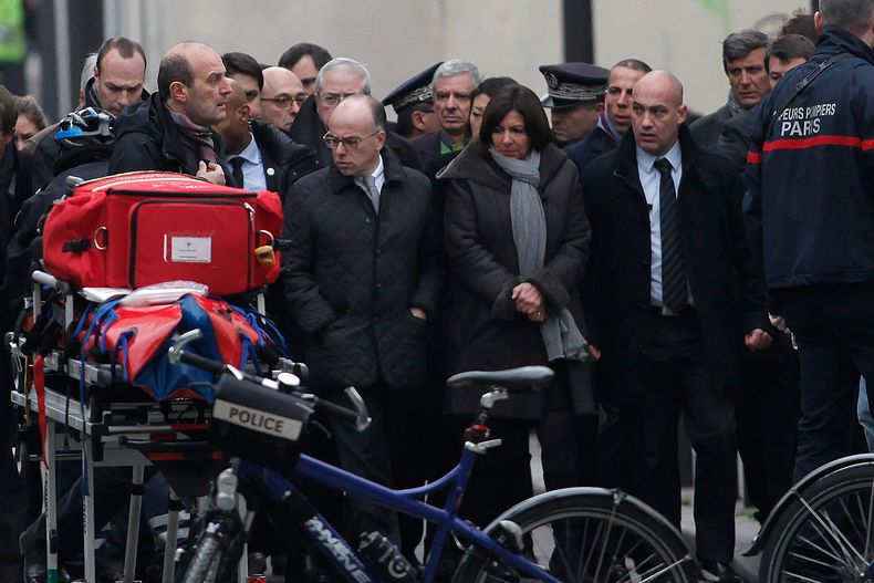 EUR-GEN_FRANCIA-PERIODICO_ATAQUE-4.jpg