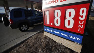 eeuu: gasolina llegara a 0,79 centavos por litro en mayo