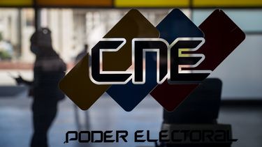 cne declara improcedente solicitud de referendo revocatorio
