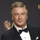 Fiscales retiran cargo contra Alec Baldwin por muerte en set