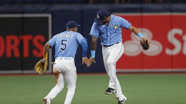 Rays vencen a Rangers; siguen controlando comodín