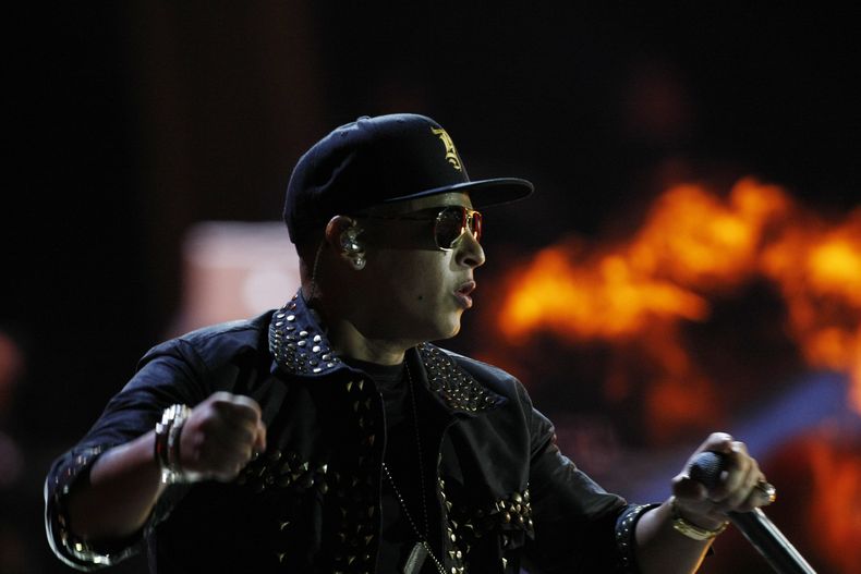 ESP-TEL_UNIVISION-DADDY_YANKEE-0.jpg
