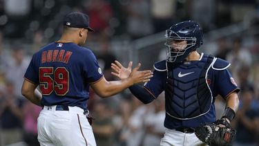 Correa y Gordon llevan a Mellizos a triunfo ante Reales