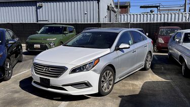 autos, camiones, tractores: gobierno de eeuu otorga licencias para enviar autos a cuba desde miami