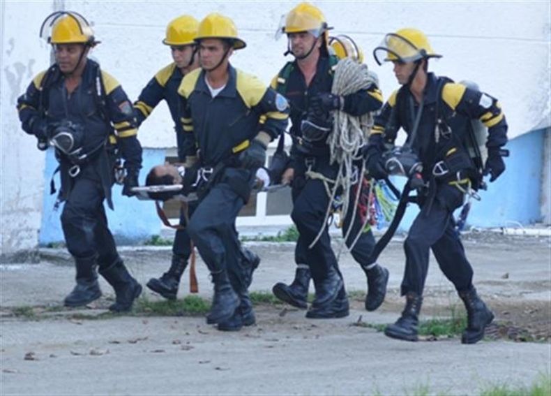 cuba bomberos.jpg