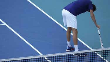 Medvedev marginado tras operación de hernia