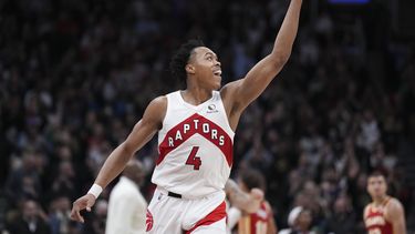 Siakam aporta 31 puntos y Raptors avanzan a playoffs