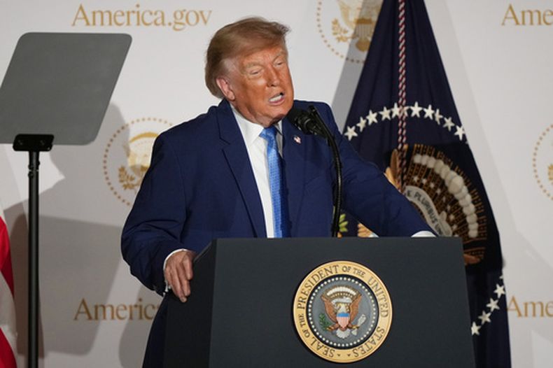El presidente de Estados Unidos, Donald Trump, habla en el evento de lanzamiento del sitio web America.gov, el martes 29 de septiembre de 2026, en Washington. (AP Foto/Mark Schiefelbein)