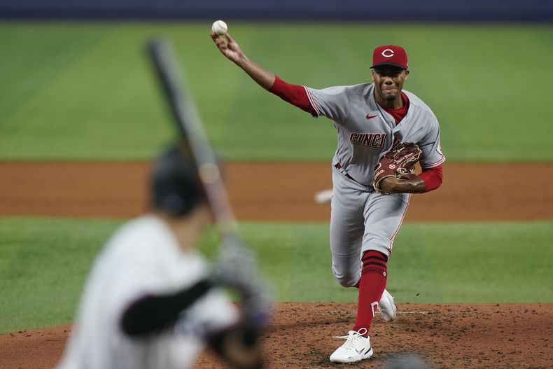 DEP-BEI ROJOS-MARLINS