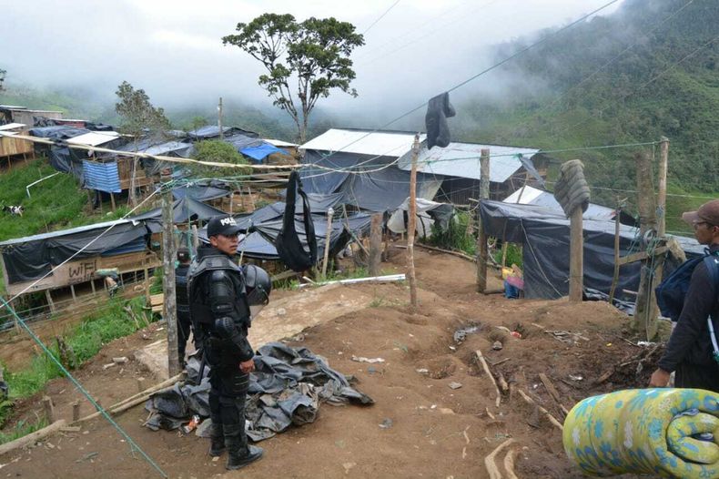AMS-GEN ECUADOR-MINERÍA ILEGAL