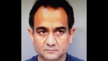 Multa de 89.000 dólares a venezolano que bromeó con tener explosivos en Miami