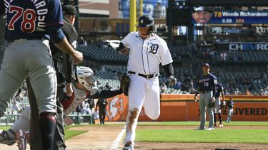 Tigres d5-2 a unos desprolijos Mellizos