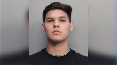 joven del doral acusado de estafar $20,000
