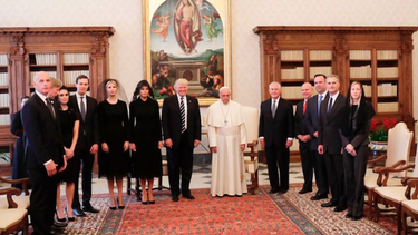 donald trump se reune con el papa francisco