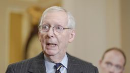 El líder de la minoría en el Senado, el republicano Mitch McConnell, habla en una conferencia de prensa en el Capitolio el miércoles 17 de enero de 2024, en Washington. (AP Foto/Mariam Zuhaib)