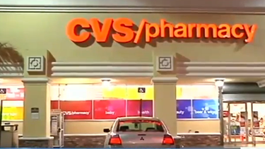 americateve | Esta noche la policía de Miami busca a un hombre sospechoso de asaltar una farmacia CVS.
