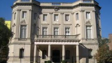 americateve | Sección de Intereses de Cuba en Estados Unidos suspendió todos los trámites consulares que realiza esta oficina hasta nuevo aviso.