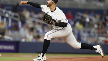López cuelga siete ceros y Marlins blanquean a Cardenales