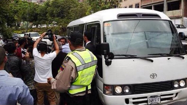 LEGISLADORES BRASIL.jpg