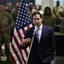 El secretario de Estado de Estados Unidos, Marco Rubio, habla con los medios de comunicación tras visitar el Centro de Coordinación Civil-Militaren el sur de Israel, el viernes 24 de octubre de 2025. (Fadel Senna/Pool Foto vía AP)