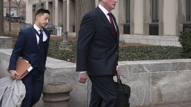 Jueza falla que Manafort mintió en investigación sobre Rusia