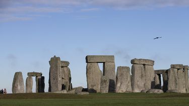 ARCHIVO - Vista de Stonehenge, patrimonio mundial de la humanidad, el 17 de diciembre de 2013, en Wiltshire, Inglaterra. (Foto AP/Alastair Grant, Archivo)